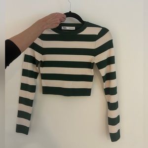 Zara Green and White Stripped Cropped Sweater
